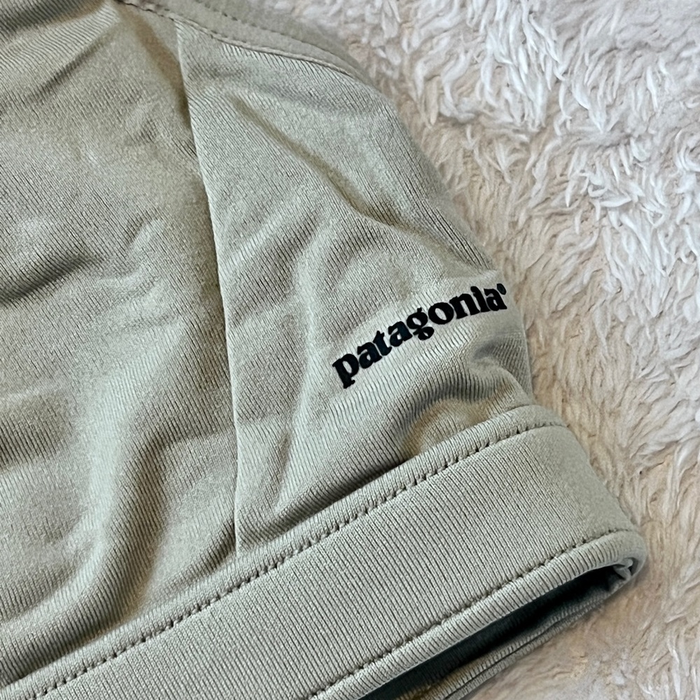 3 Pack Patagonia Capilene Women's Sport Top Bra 19080 DRT size Medium - Picture 2 of 6